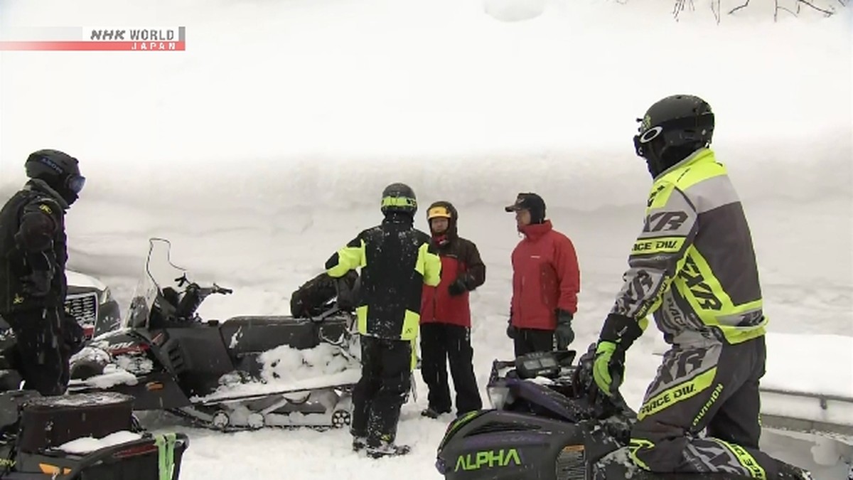 Hilang 24 Jam di Badai Salju, 8 Pengendara Snowmobile di Aomori Ditemukan Selamat