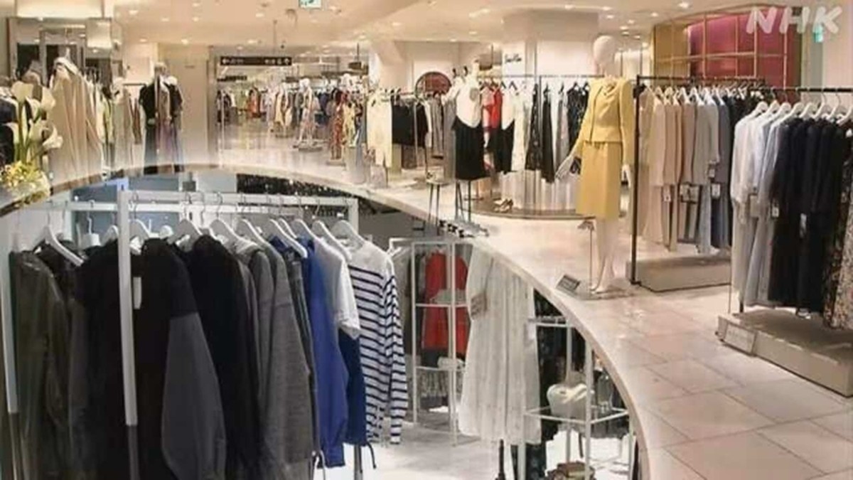 Penjualan toko departemen Jepang menurun pada 2025