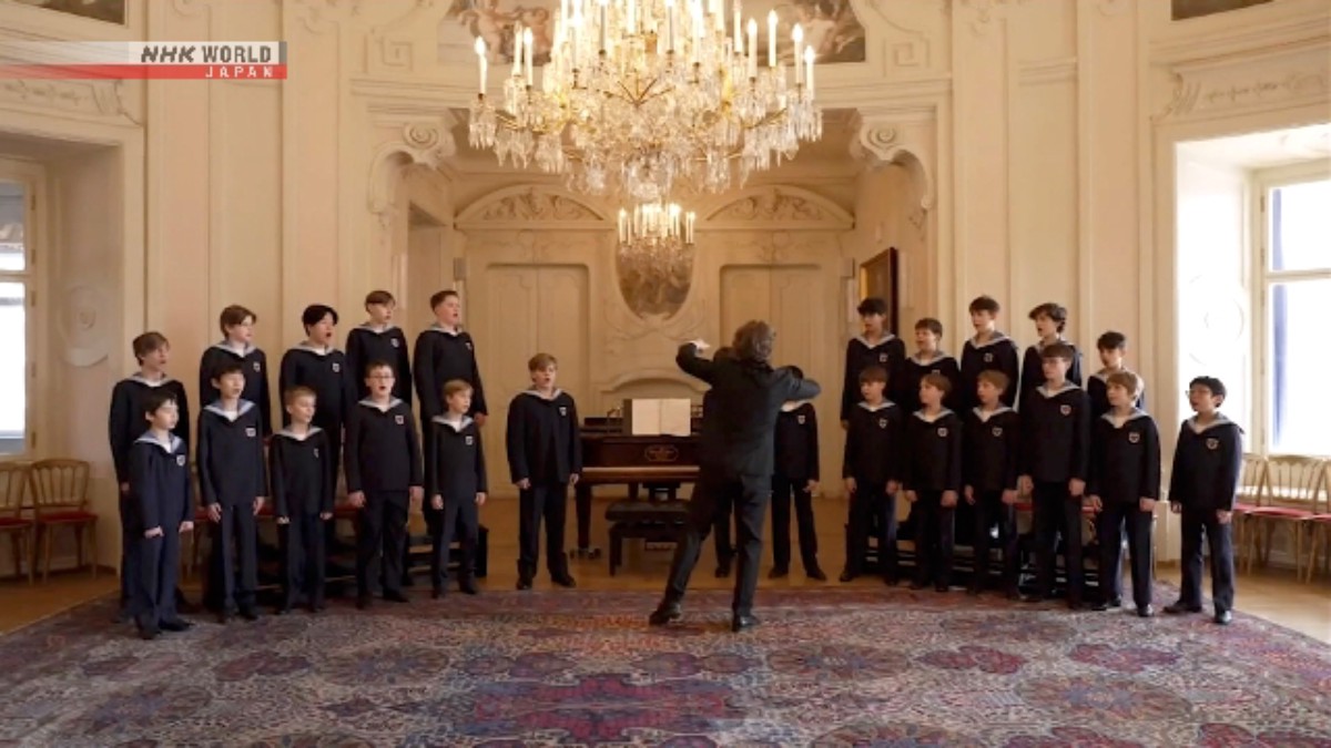 Vienna Boys Choir Ungkap Lagu Baru Berbahasa Jepang 'Moon Boat'