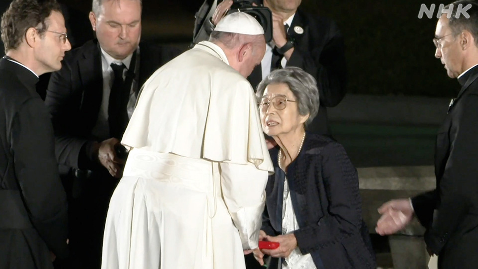 Kajimoto Yoshiko bersama Paus Fransiskus