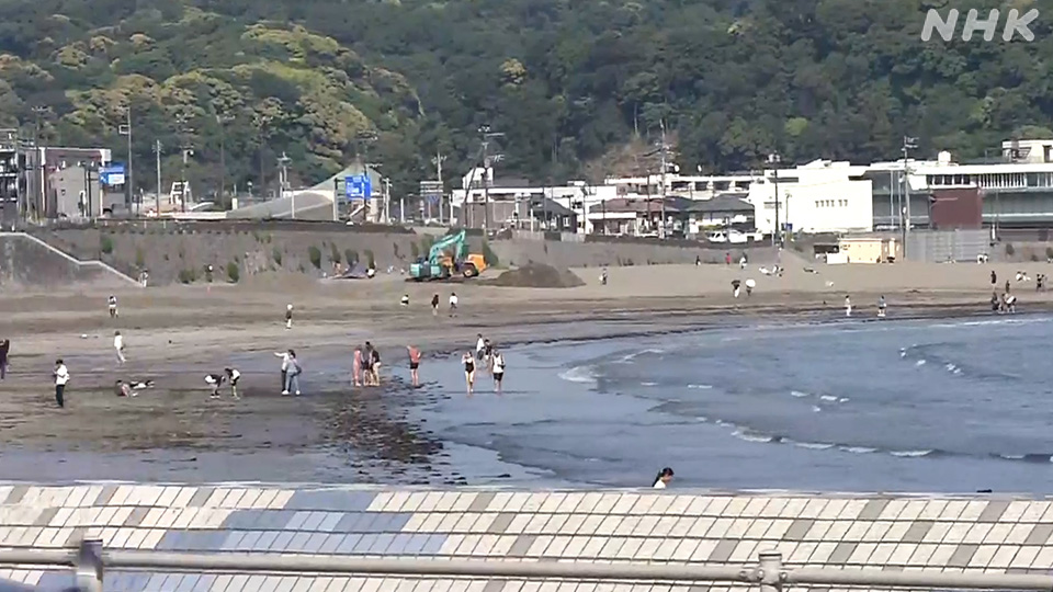 Garis pantai Kamakura menjadi daya tarik utama bagi wisatawan mancanegara.