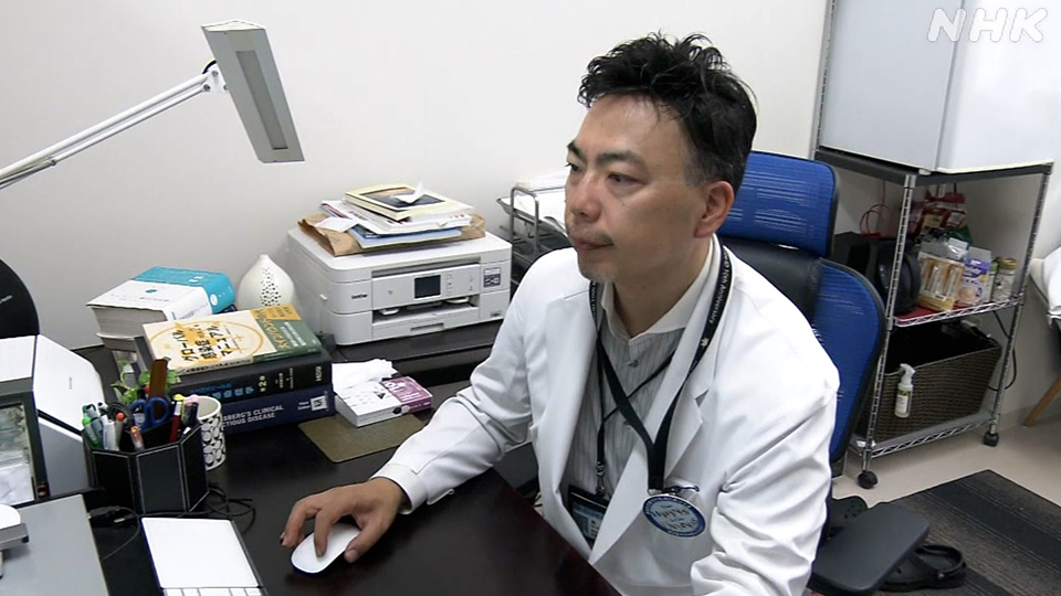 Profesor Oka Hideaki, Kepala Layanan Klinis Departemen Penyakit Dalam Umum di Pusat Medis Saitama