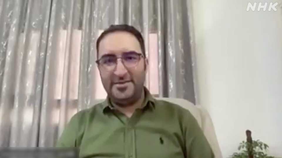 Mohmmed Al-Masri menceritakan situasinya di Suriah melalui wawancara daring dengan NHK World pada akhir April.