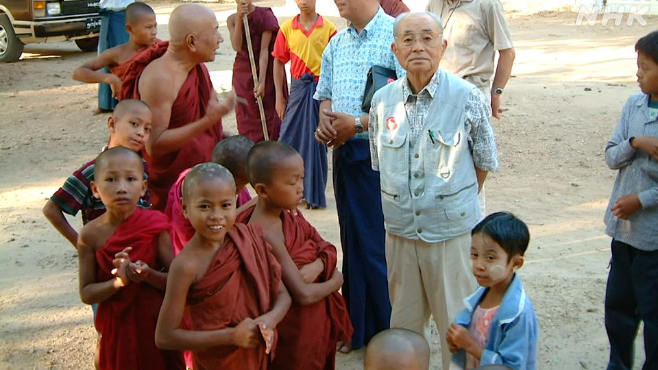 Nakao Sakuzo mengunjungi Myanmar hampir setiap tahun, bahkan saat usianya telah menginjak 80-an.