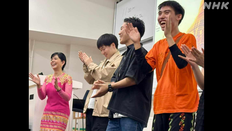 Moe Chann dalam sebuah acara budaya Myanmar di Universitas Tokyo