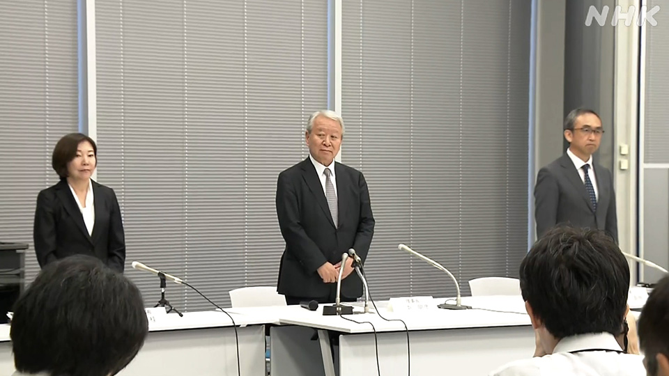 Presiden JICA Tanaka Akihiko (tengah) saat mengumumkan bahwa lembaga tersebut menarik diri dari inisiatif ini.