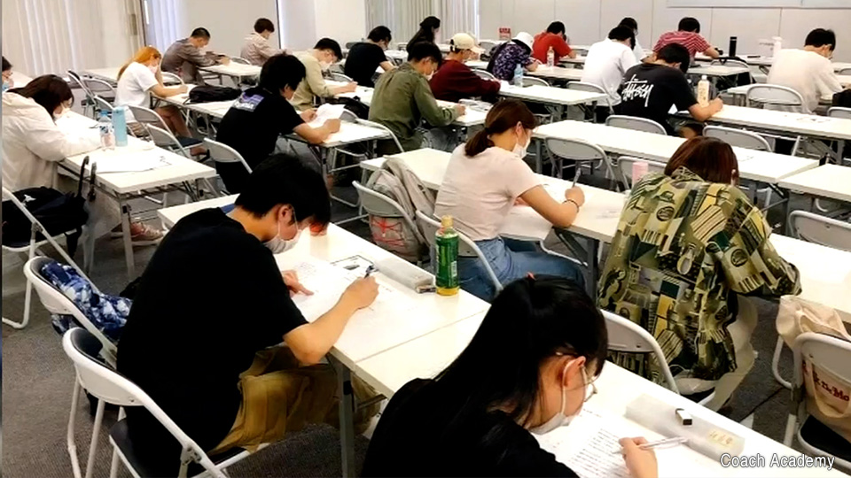 Sekolah persiapan di Jepang mengatakan keluarga dari Tiongkok mulai menghubungi mereka karena khawatir soal keamanan.