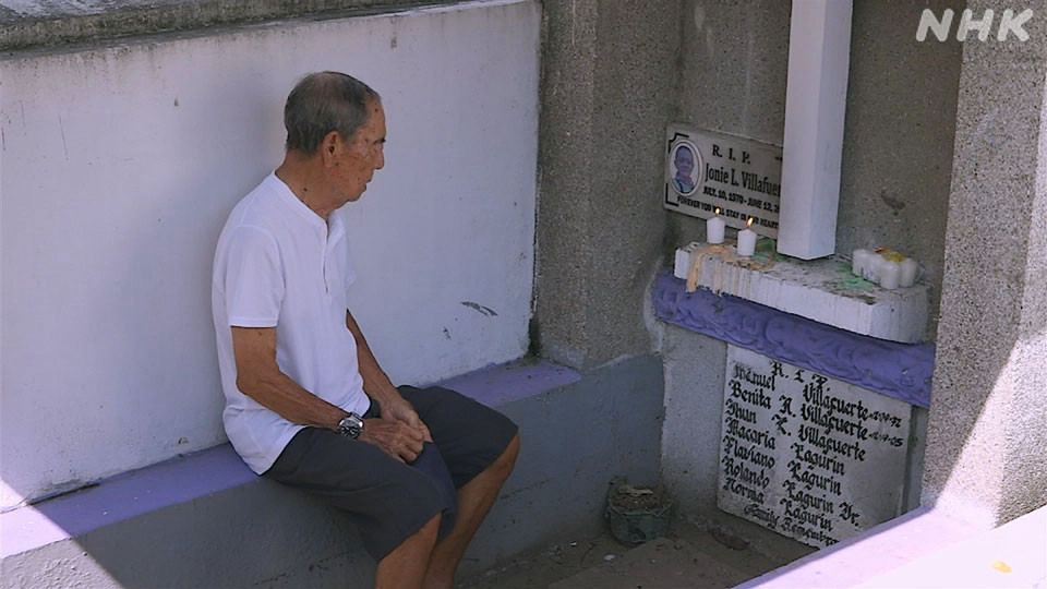 Sebelum berangkat, Jose Takei mengunjungi makam ibunya.