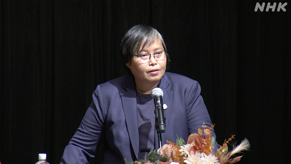 Zin Mar Aung dari Pemerintah Persatuan Nasional Myanmar pro-demokrasi berbicara di Tokyo pada 30 November.