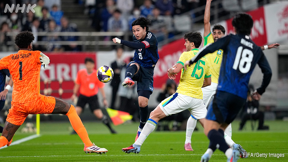 Minamino Takumi mencetak gol pertama Jepang ke gawang Brasil.