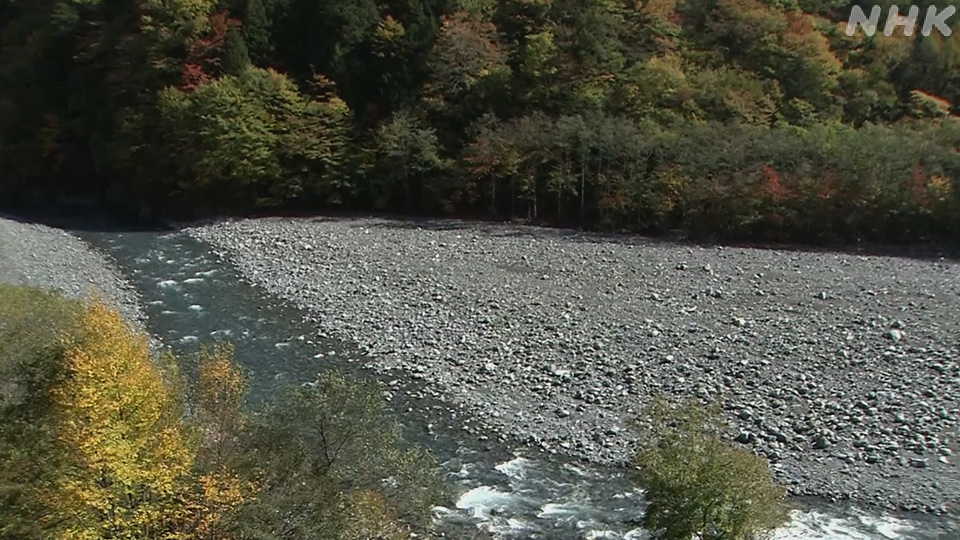 Sungai Oi berhulu di Pegunungan Alpen Selatan Jepang.