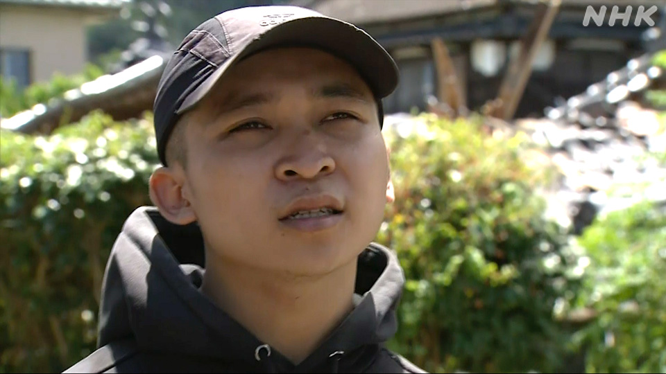 Le Huy Tuan, salah satu warga Vietnam yang membantu wanita lansia tersebut.