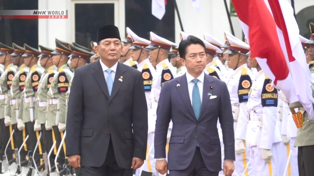 Pertemuan Menteri Pertahanan Jepang Shinjiro Koizumi dan Menteri Pertahanan Indonesia Sjafrie Sjamsoeddin di Jakarta membahas kerja sama pertahanan.