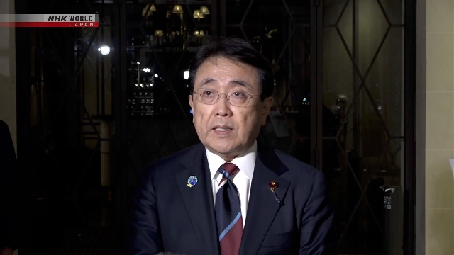 Menteri Perindustrian Jepang Akazawa Ryosei saat kunjungan kerja untuk membahas kerja sama energi di Timur Tengah.