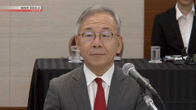 Naoki Tamura berbicara dalam pertemuan dengan para pemimpin bisnis lokal di Kobe, Jepang barat, tentang arah suku bunga dan inflasi.