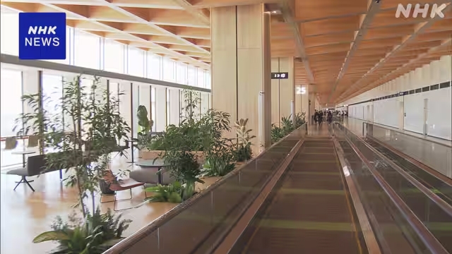 Suasana fasilitas terminal keberangkatan domestik di Bandara Haneda Tokyo